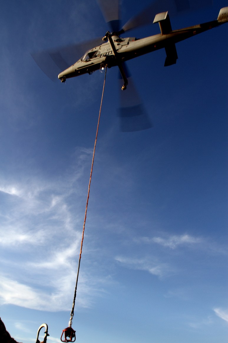 Marines get 'hot hookup,' pioneer new technique